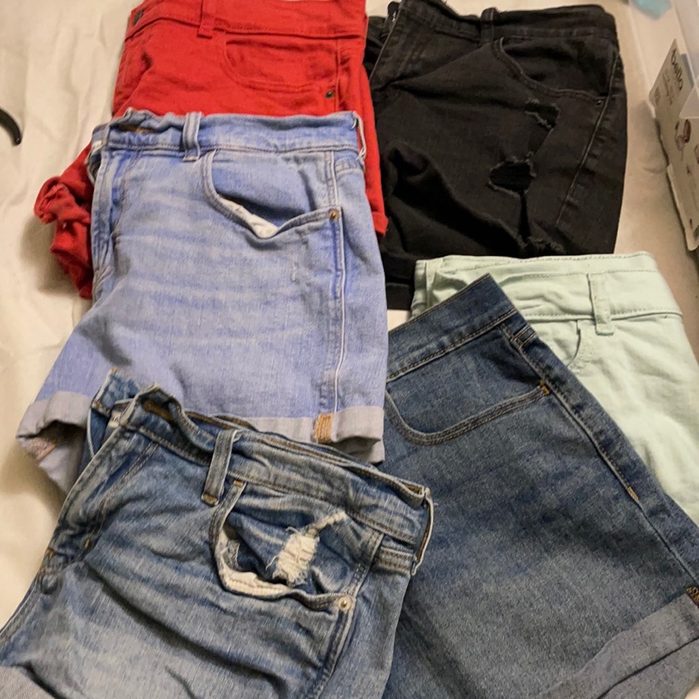Lot of 6 pairs of shorts